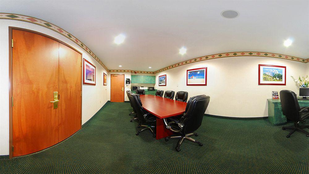 Comfort Inn & Suites Тейлър Екстериор снимка