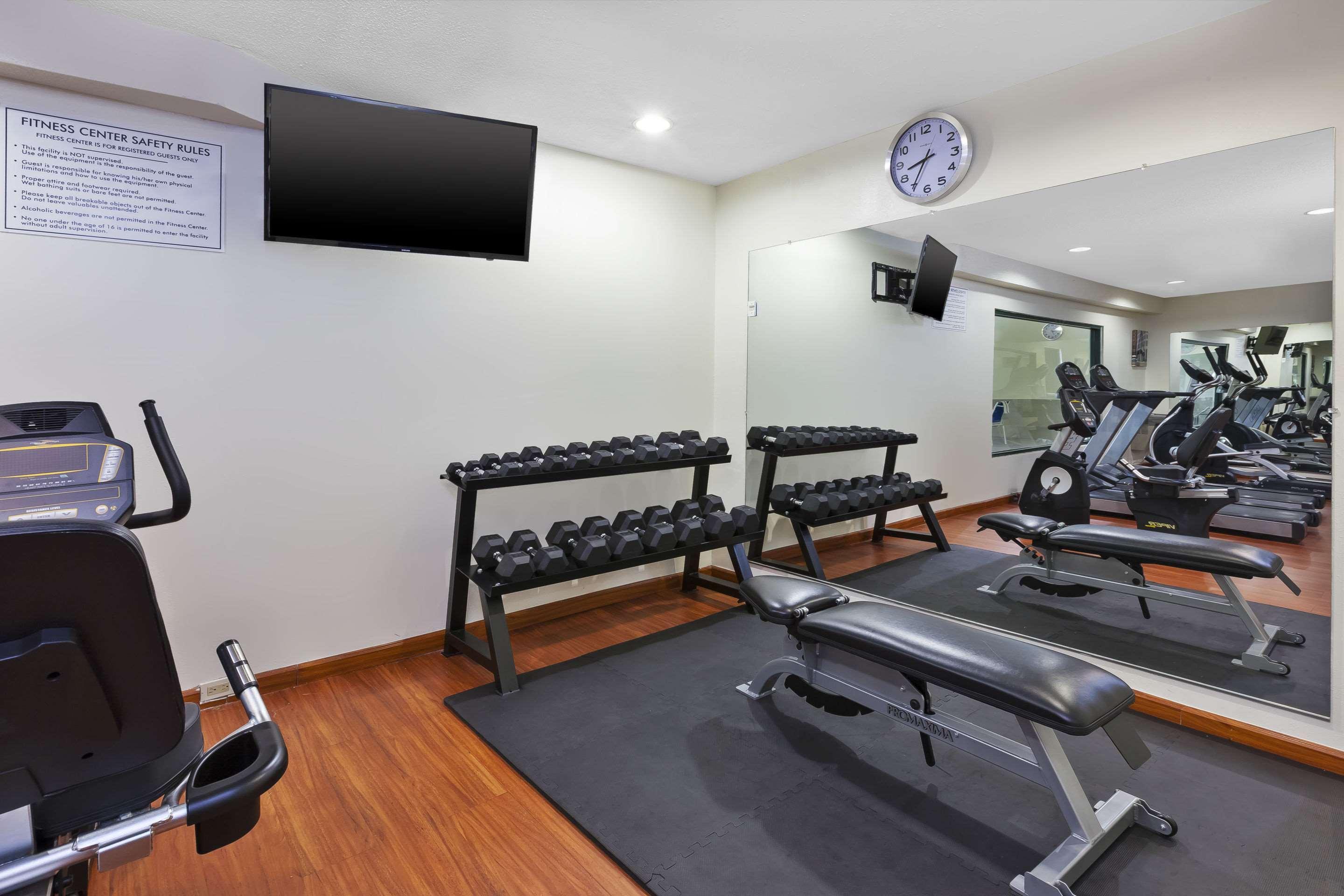 Comfort Inn & Suites Тейлър Екстериор снимка