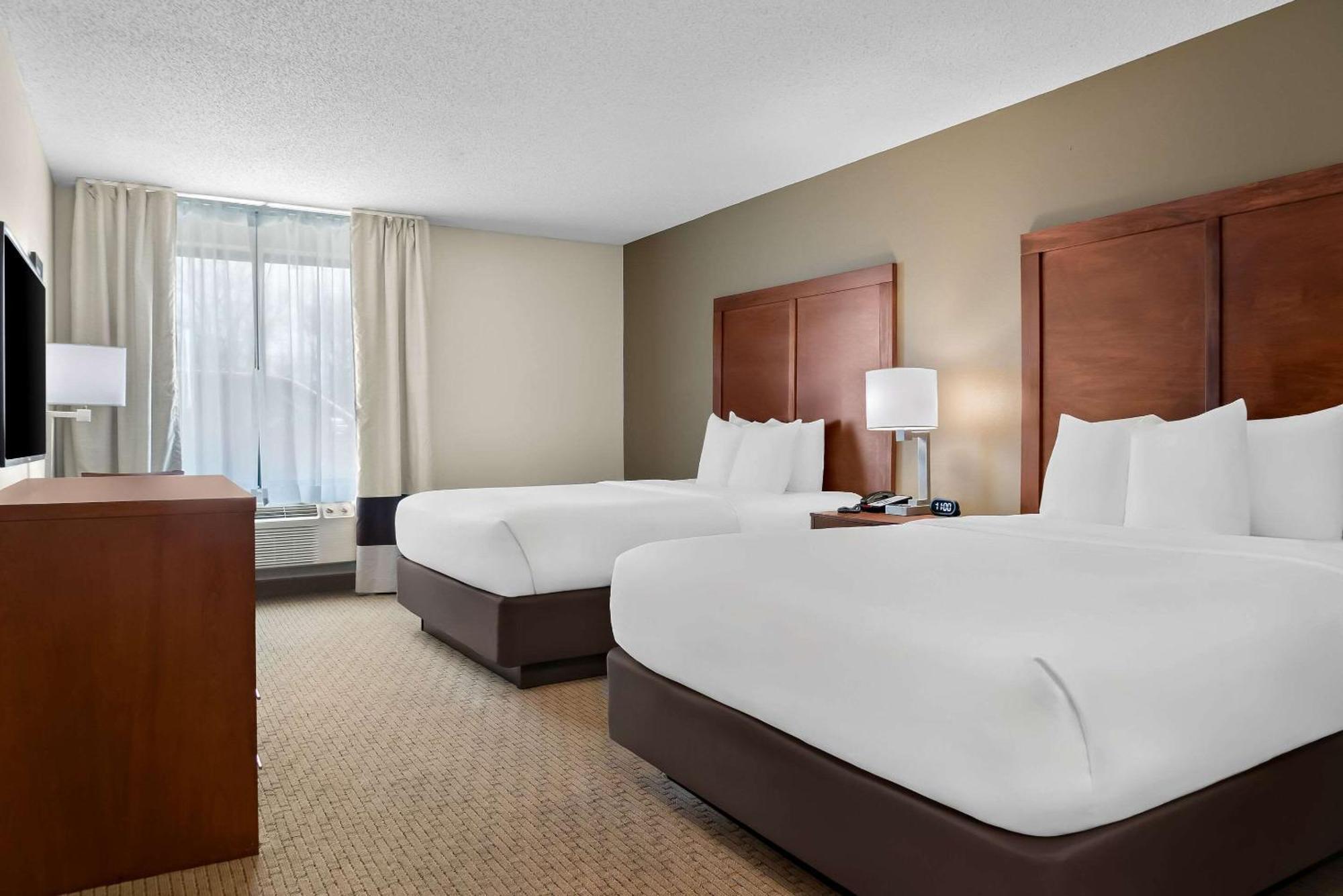Comfort Inn & Suites Тейлър Екстериор снимка