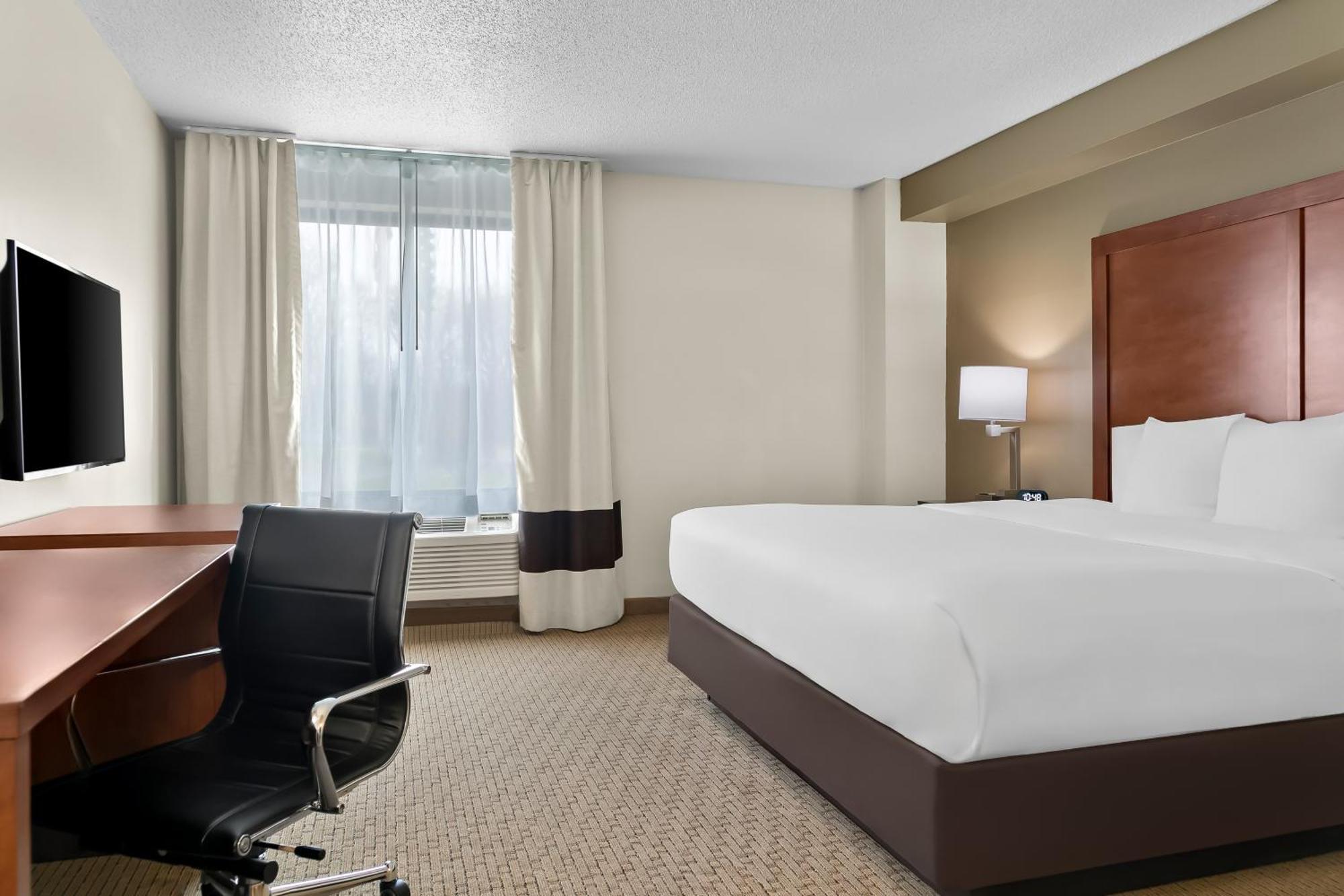 Comfort Inn & Suites Тейлър Екстериор снимка