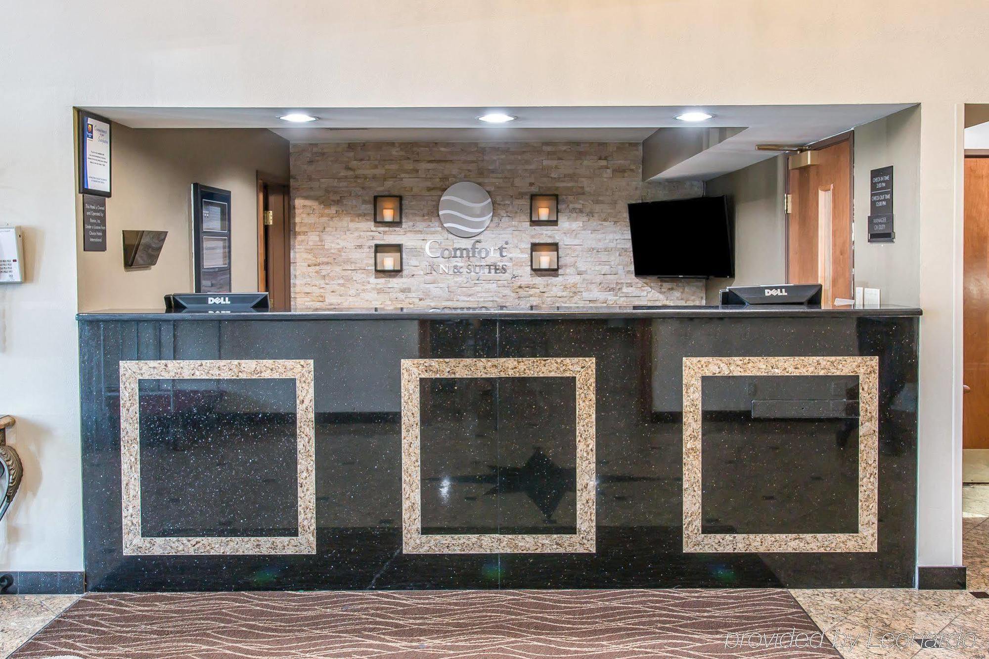 Comfort Inn & Suites Тейлър Екстериор снимка