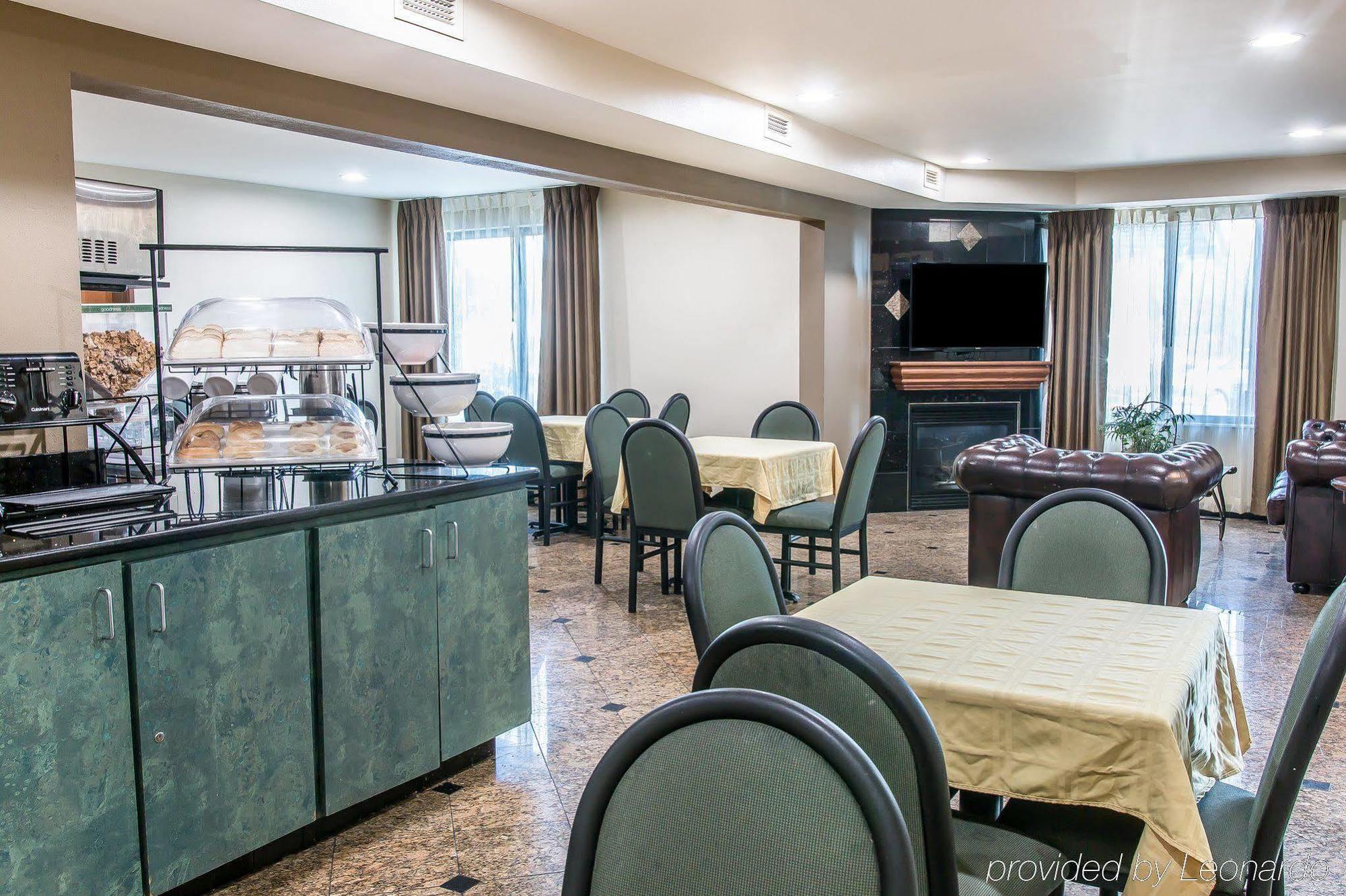 Comfort Inn & Suites Тейлър Екстериор снимка